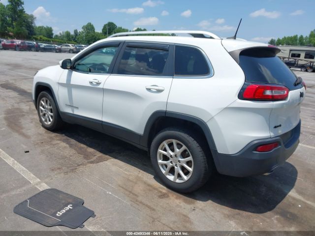 1C4PJMCB2GW372592 Jeep Cherokee Latitude