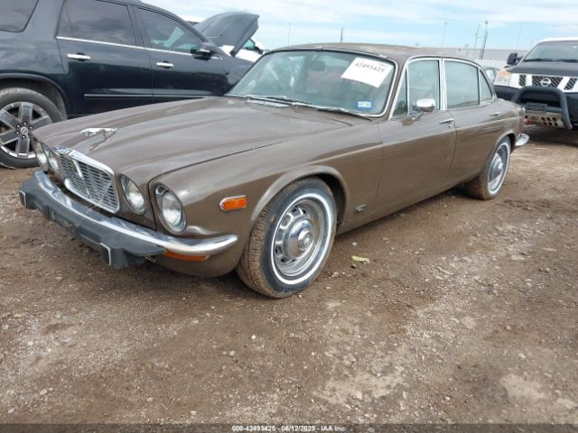 1974 JAGUAR XJ12L UE2R52122 Photo 1