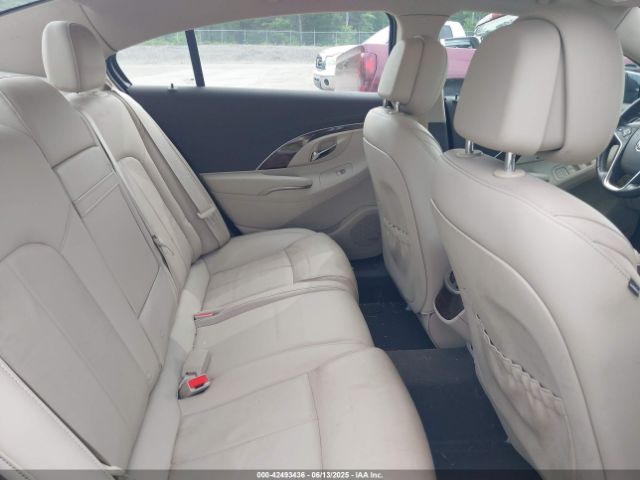 1G4GB5G32EF266335 Buick lfx