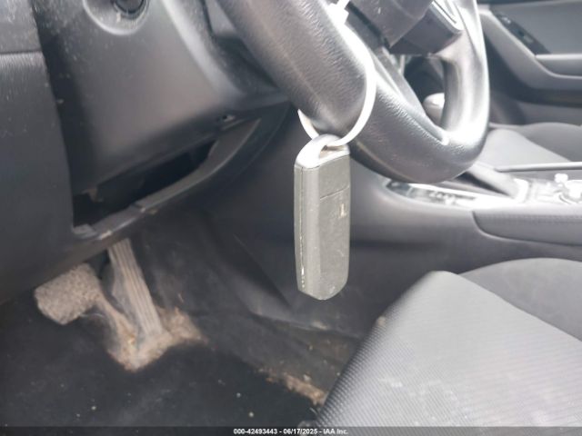 2018 MAZDA MAZDA3 3MZBN1U70JM221634 Photo 10