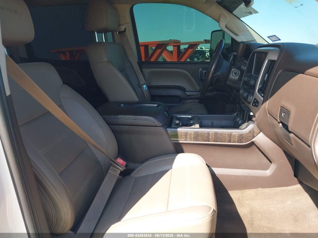 GMC lml 2015 1GT120E89FF540031 Image 5