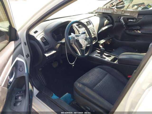 1N4AL3AP9GC254023 Nissan 2016