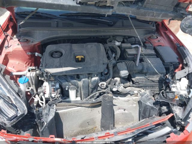 3KPF24AD9PE627813 KIA Forte Lxs