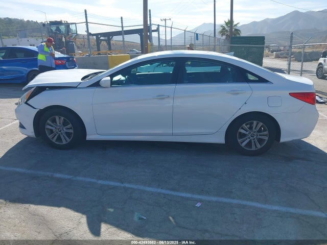 Hyundai gamma 2014 5NPEB4AC1EH851573 Image 14
