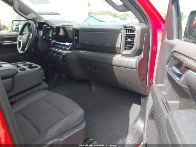 2025 CHEVROLET SILVERADO 1500 1GCUKDED6SZ109138 Photo 4