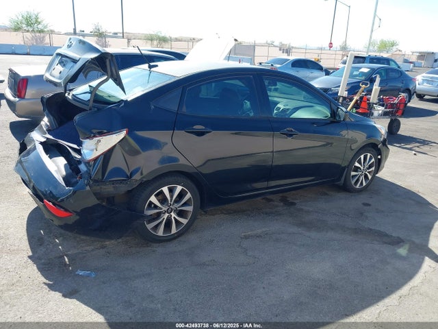 KMHCT4AE8HU377424 Hyundai 2017