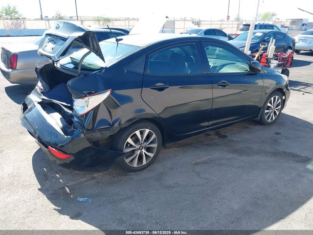 KMHCT4AE8HU377424 Hyundai 2017