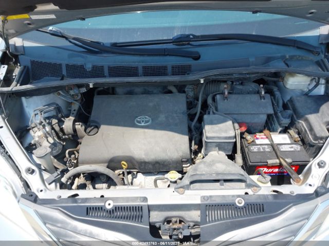 2011 TOYOTA SIENNA 5TDDK3DC0BS015793 Photo 9