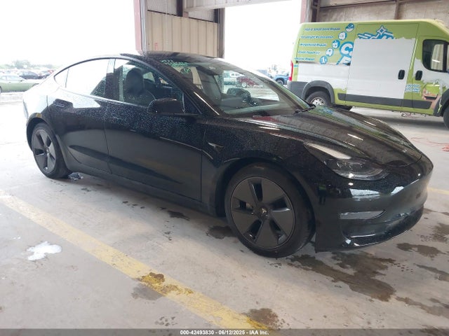 2021 TESLA MODEL 3 5YJ3E1EA7MF986818 Photo 0