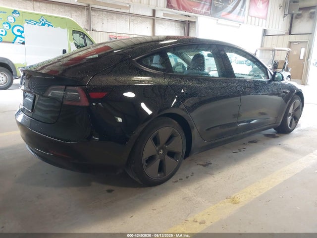2021 TESLA MODEL 3 5YJ3E1EA7MF986818 Photo 3