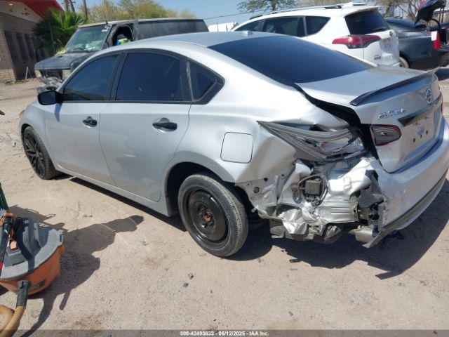 2018 NISSAN ALTIMA 1N4AL3AP4JC203035 Photo 2