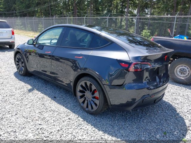 2025 TESLA MODEL Y 7SAYGDEF3SF254196 Photo 2