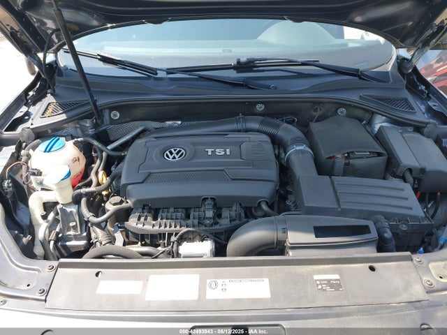 1VWDT7A30HC037681 Volkswagen 1.8 tsi