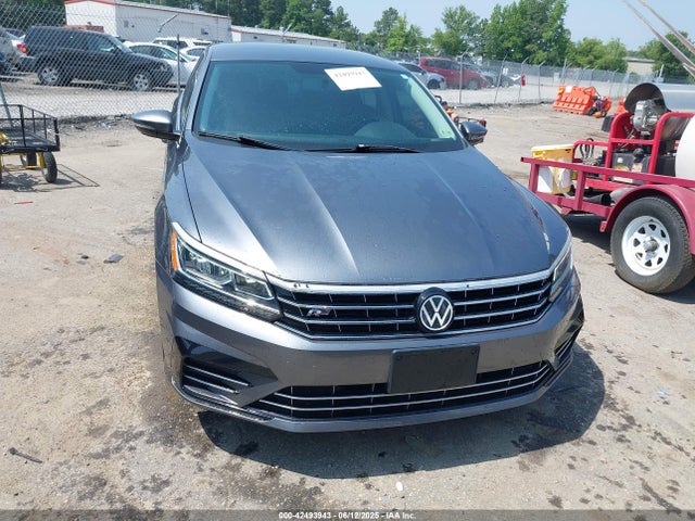 1VWDT7A30HC037681 Volkswagen 1.8 tsi