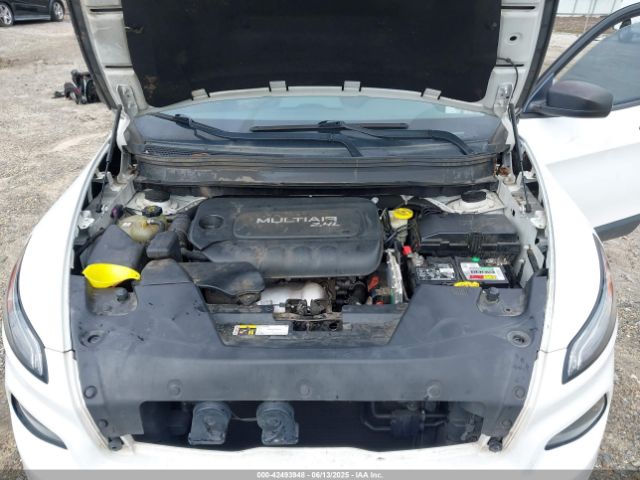 1C4PJLAB6GW190729 Jeep Cherokee Sport