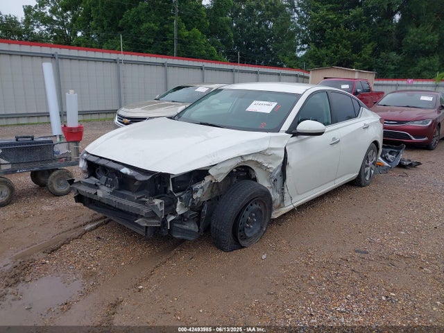 Nissan Altima 2020 1N4BL4BV0LC252615 Image 2