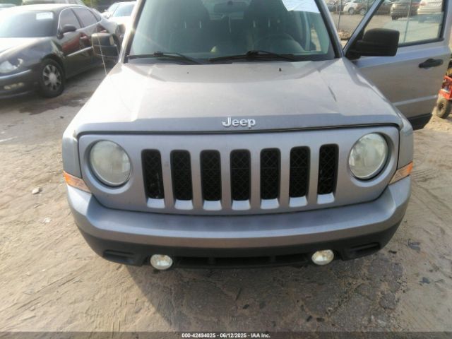 1C4NJPBB4ED853771 Jeep Patriot Sport