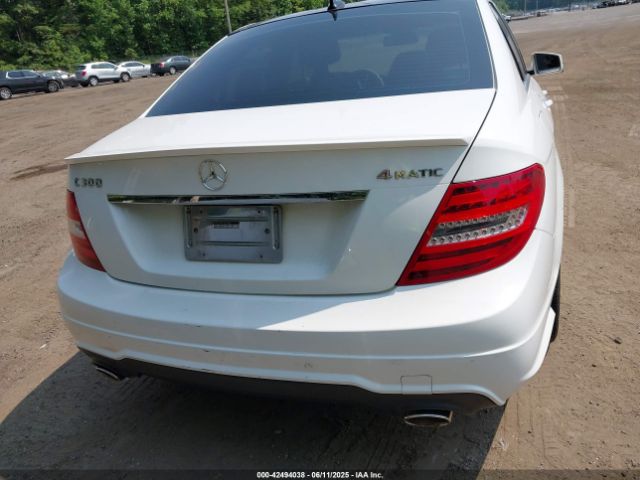 WDDGF8AB7EG225824 Mercedes-Benz C 300 Luxury 4matic/sport 4matic