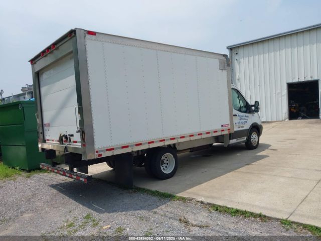 1FDBF8ZM3KKB46858 Ford Transit-350 Cab