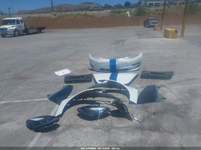 5YJ3E1EA3MF923537 Tesla 2021