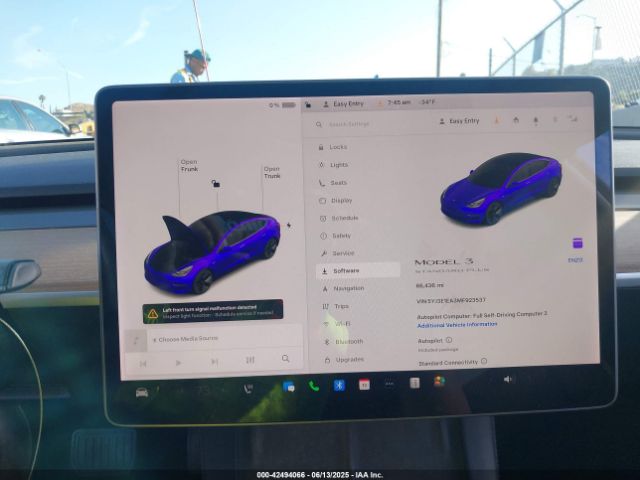5YJ3E1EA3MF923537 Tesla 2021