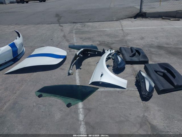 5YJ3E1EA3MF923537 Tesla 2021