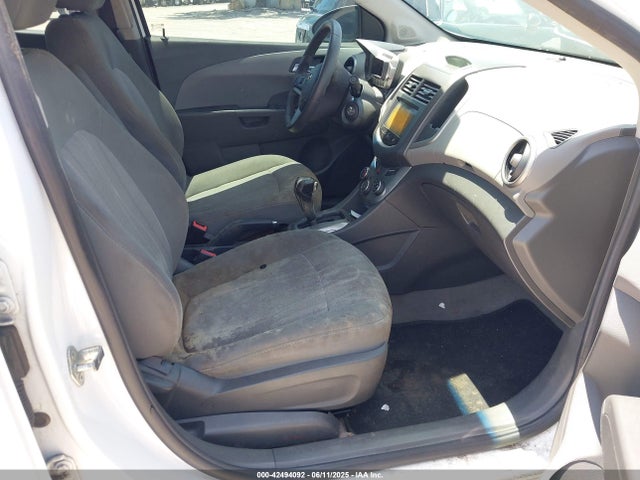 1G1JC5SH3E4118953 Chevrolet Sonic Lt Auto