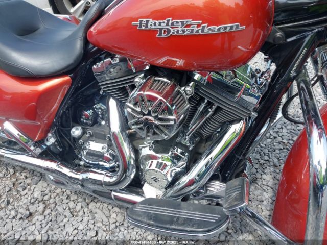 2011 HARLEY-DAVIDSON FLHX 1HD1KBM13BB653747 Photo 7