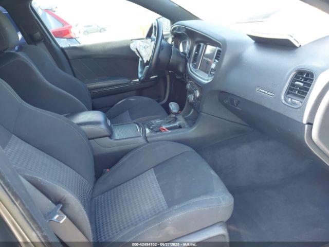 2019 DODGE CHARGER 2C3CDXHG1KH506970 Photo 4