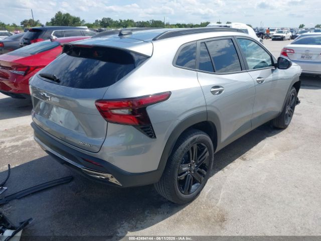 2025 CHEVROLET TRAX KL77LKEPXSC190167 Photo 3