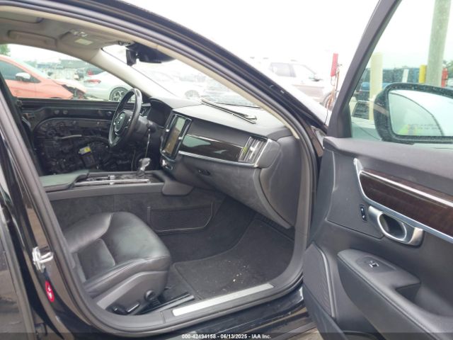 2018 VOLVO S90 LVY992MKXJP036588 Photo 4