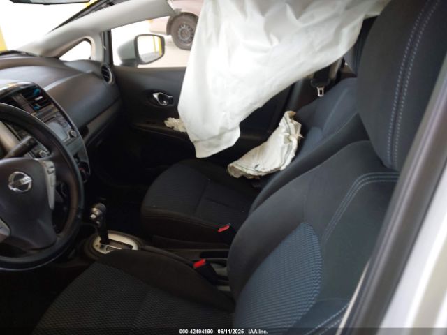 2018 NISSAN VERSA NOTE 3N1CE2CP7JL355774 Photo 4