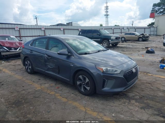 2017 HYUNDAI IONIQ HYBRID KMHC75LC0HU047704