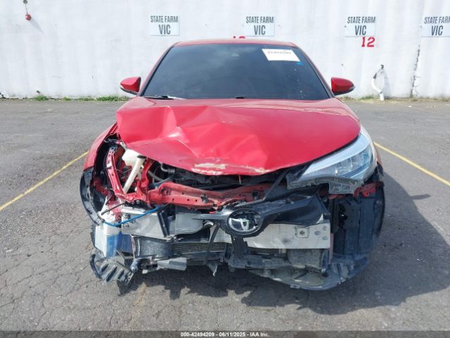 JTNKHMBX1M1104530 Toyota C-HR XLE