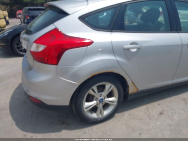1FADP3K28EL125403 Ford FOCUS SE