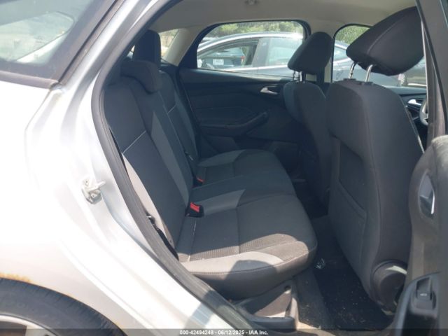 1FADP3K28EL125403 Ford FOCUS SE