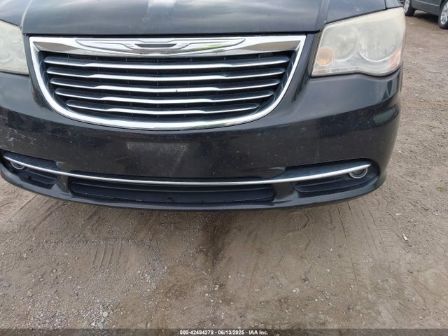 2C4RC1BG3ER346779 Chrysler Town and Country