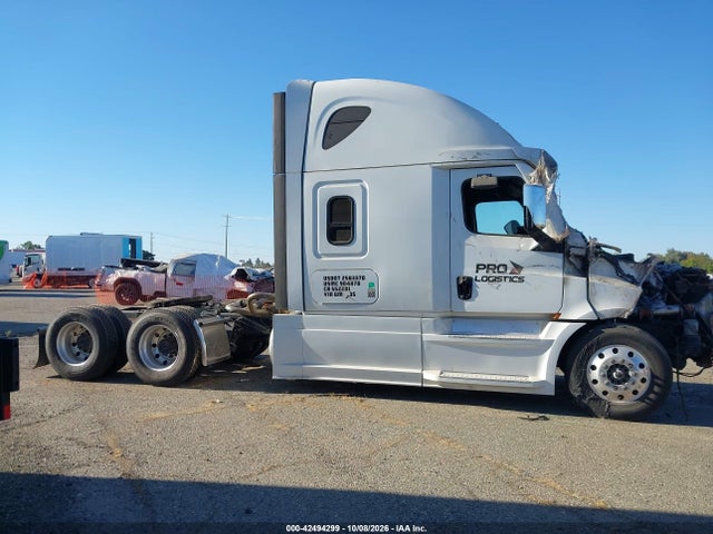 Продаж на аукціоні авто 2023 Freightliner New Cascadia 126, vin: 3AKJHHDRXPSUM7235, номер лоту: 42494299