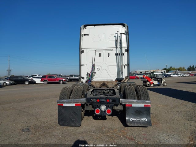 Продаж на аукціоні авто 2023 Freightliner New Cascadia 126, vin: 3AKJHHDRXPSUM7235, номер лоту: 42494299