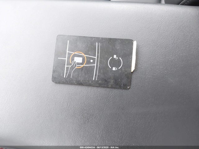 2023 TESLA MODEL Y 7SAYGDEE6PA135196 Photo 10