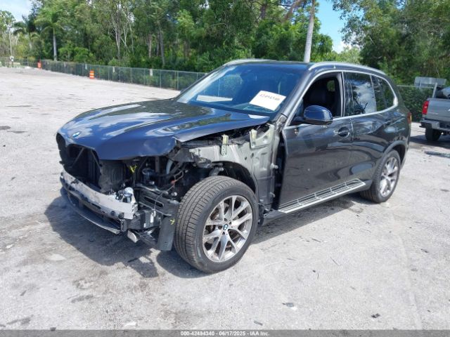 2023 BMW X5 5UXCR6C0XP9P90428 Photo 1