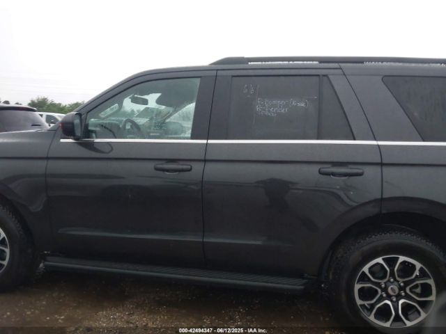 1FMJU1H81REA50121 Ford Expedition Xlt