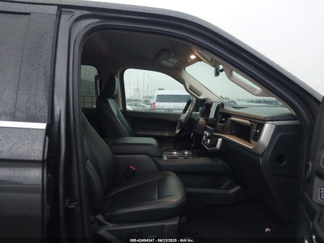 1FMJU1H81REA50121 Ford Expedition Xlt