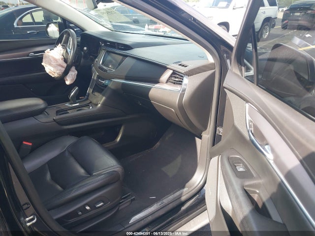 2017 CADILLAC XT5 1GYKNBRS5HZ106391 Photo 4