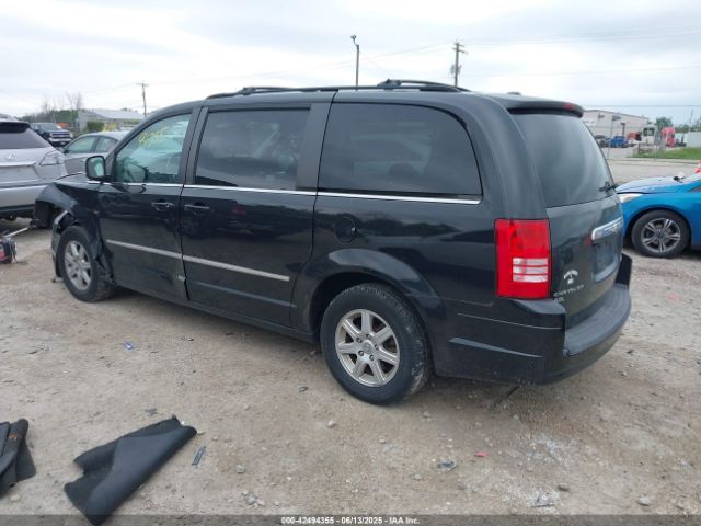 2010 CHRYSLER TOWN & COUNTRY 2A4RR8DX9AR398295 Photo 2