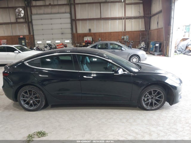 5YJ3E1EA1KF297953 Tesla MODEL 3