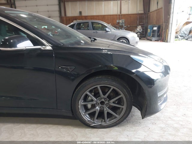 2019 TESLA MODEL 3 5YJ3E1EA1KF297953 Photo 5