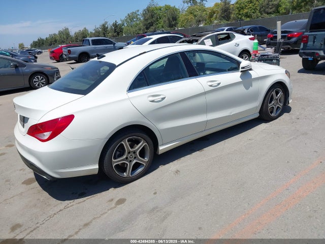 Mercedes-Benz m270 2018 WDDSJ4EB3JN580877 Image 4
