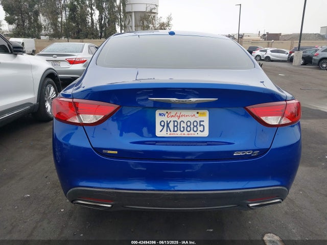 1C3CCCBB5FN659793 Chrysler 2015