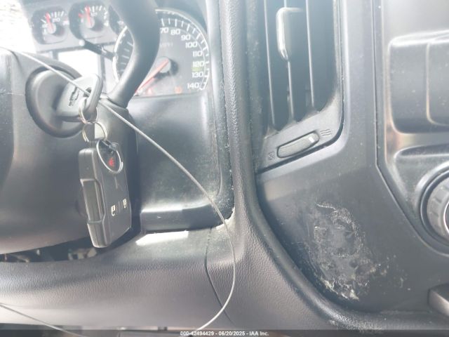 2018 CHEVROLET SILVERADO 1500 1GCRCNECXJZ342406 Photo 10